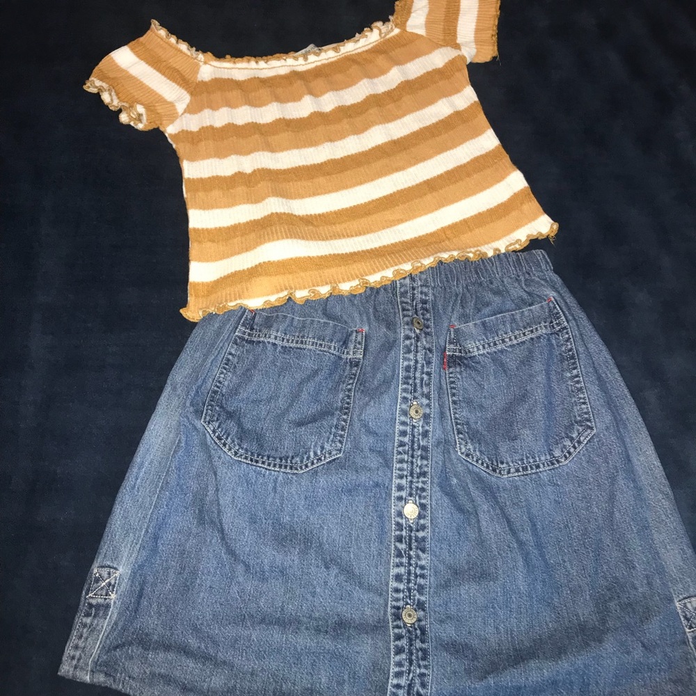 Urban Renewal Urban Outfitters Levi’s Denim Button Up Jean Skirt Sz.L